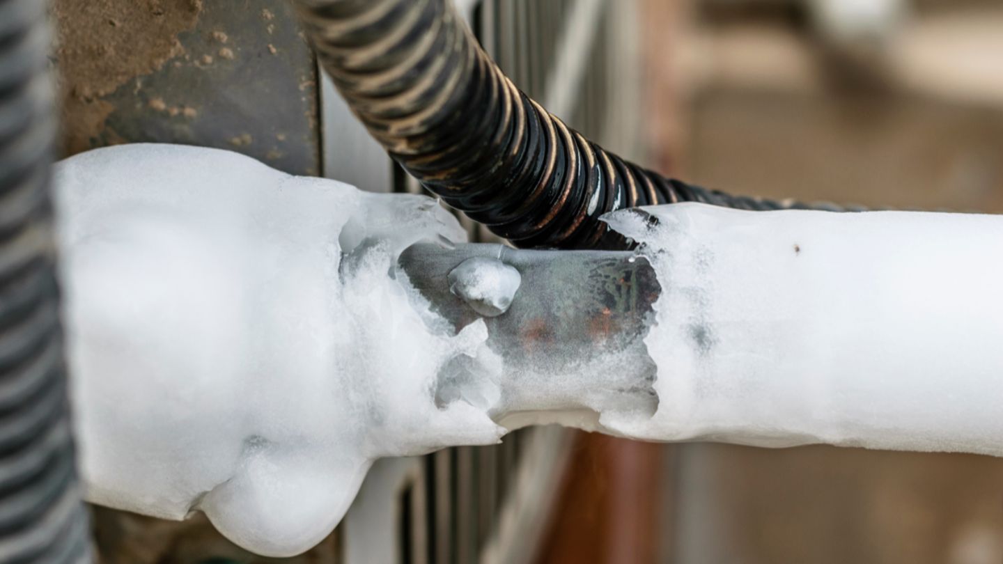 Frozen Evaporator Coil