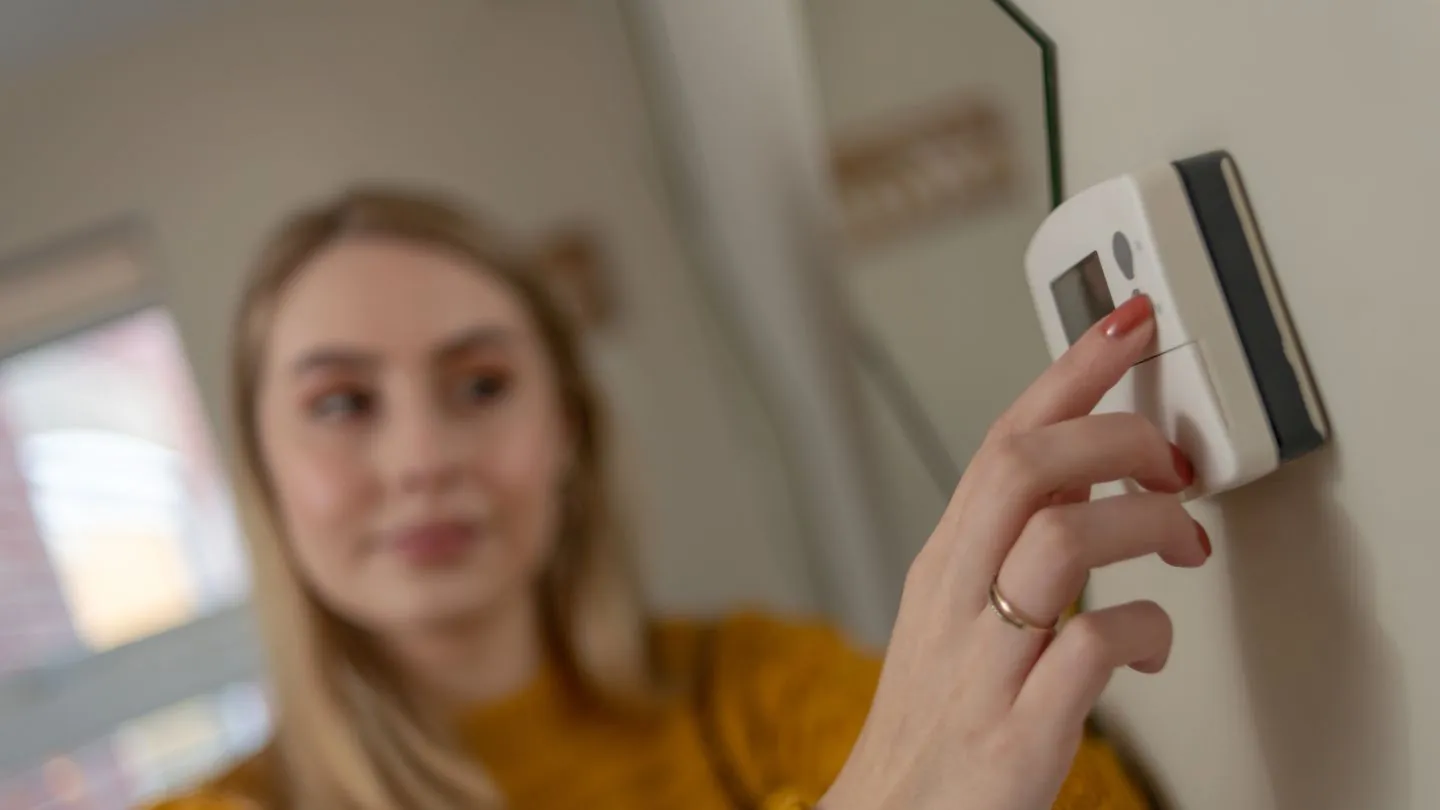 Optimal Guide: Best Heat Pump Thermostat Settings for Comfort & Efficiency