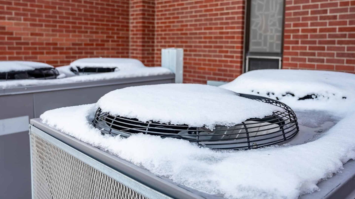 Should Heat Pumps Run Constantly in Winter? Tips for Efficient Use