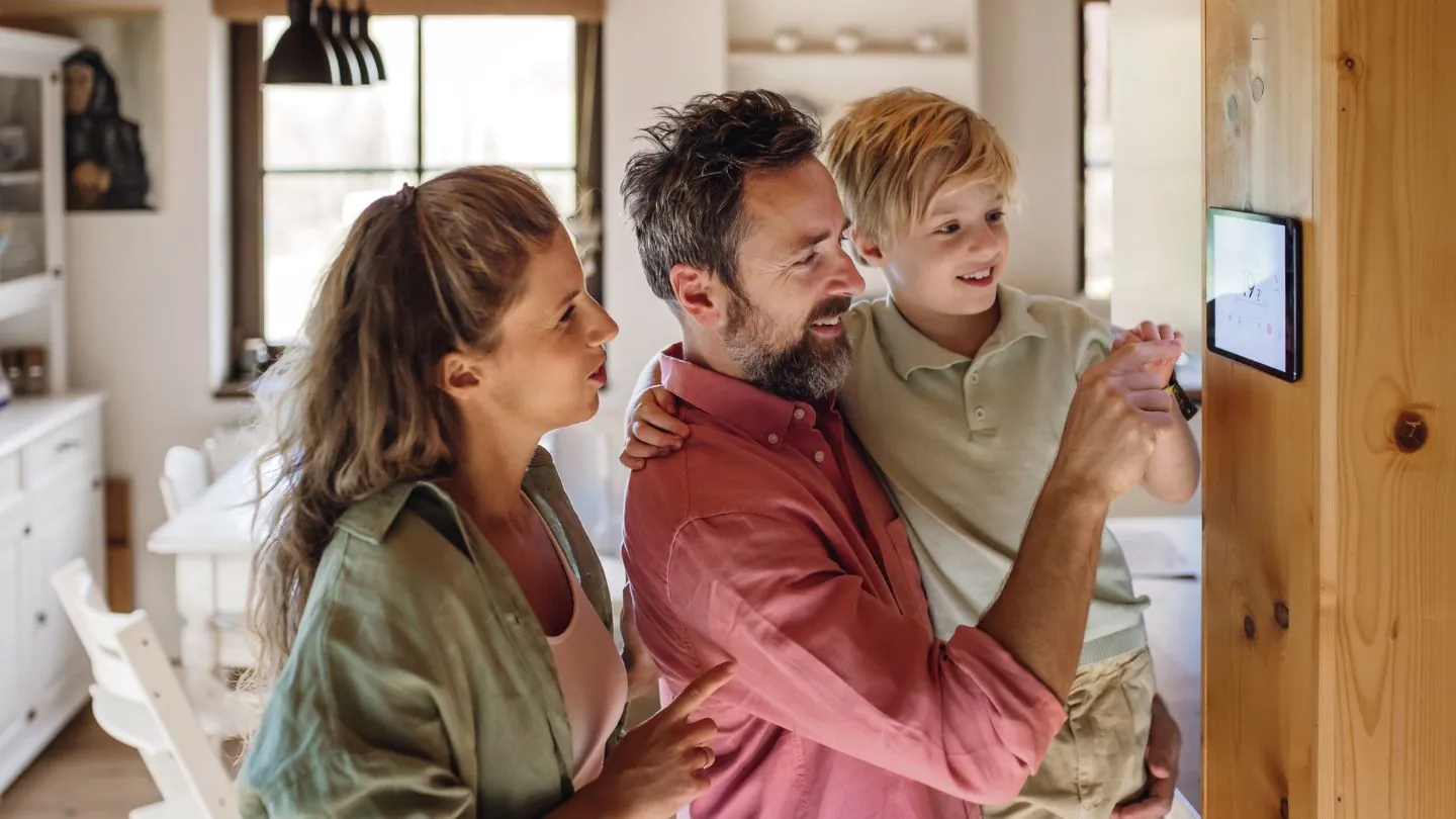 Optimal Thermostat Settings for Daytime